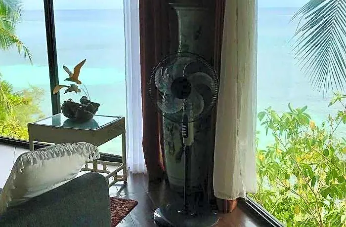 Camotes Cay Hideaway Отель