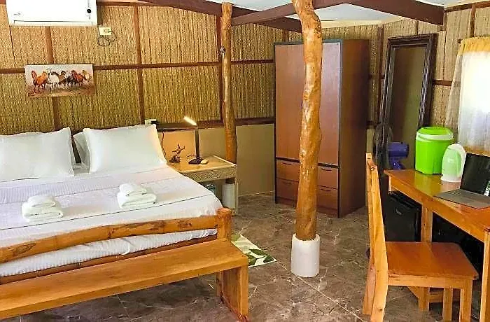 Отель Camotes Cay Hideaway